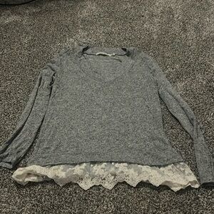 NWOT Liberty Love Grey Long Sleeve Shirt Top White Lace Lightweight Women’s Med